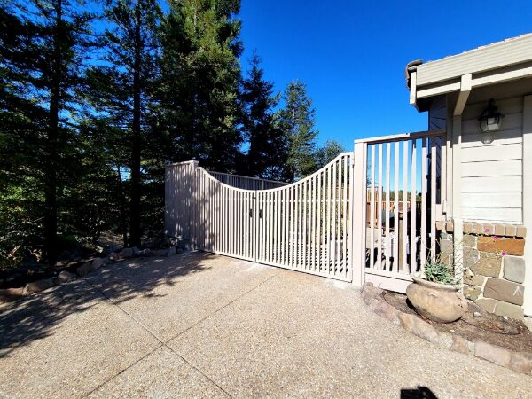 Residential Fence Installation Near Me