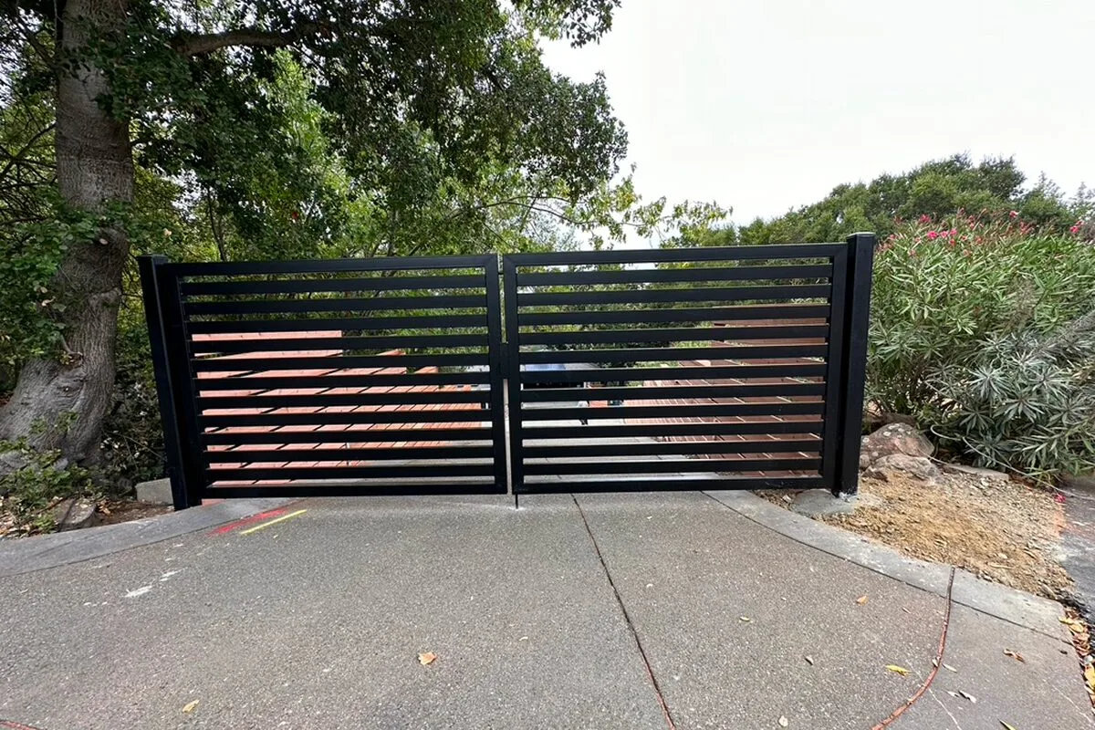 Trellis for Backyard FCR Fence & Deck